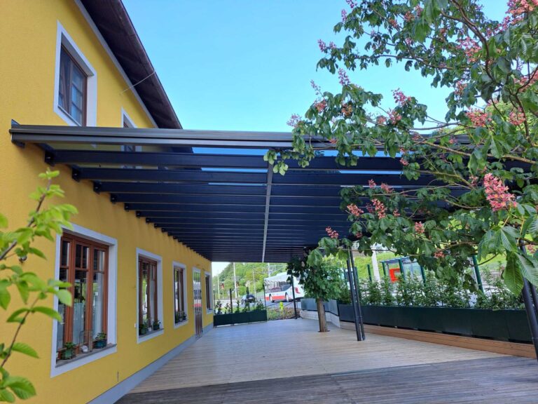 Gastgartenüberdachung Hotel Gasthaus König OÖ