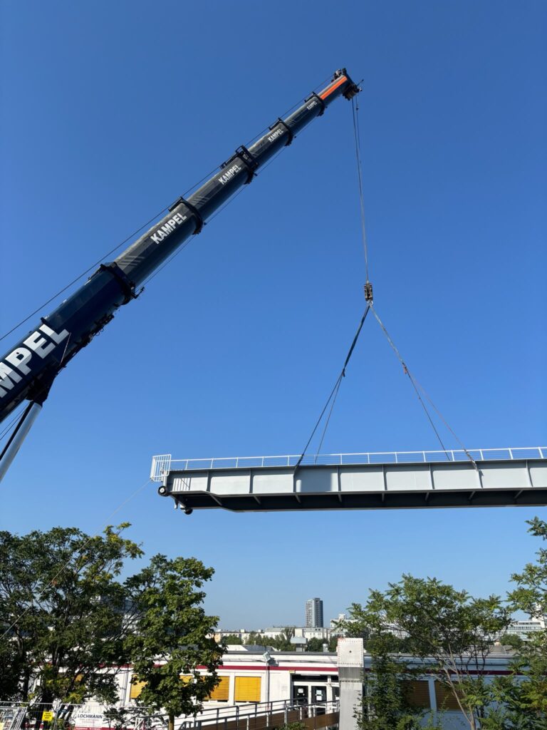 Sanierung Brücke II Donauinsel-Schulschiff