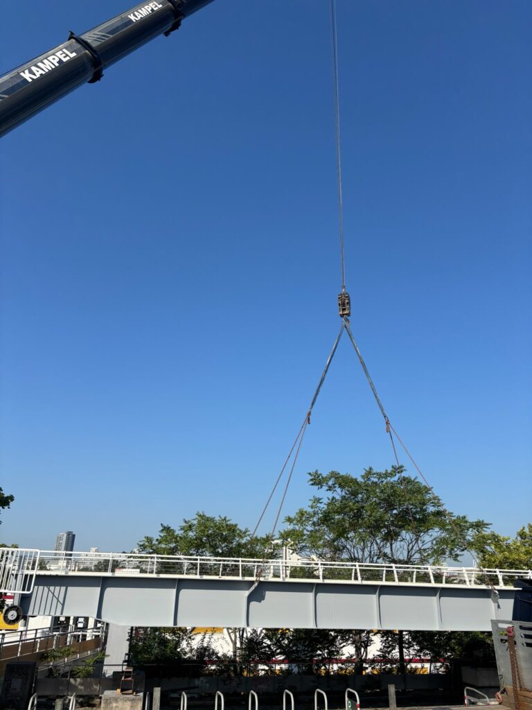 Sanierung Brücke II Donauinsel-Schulschiff
