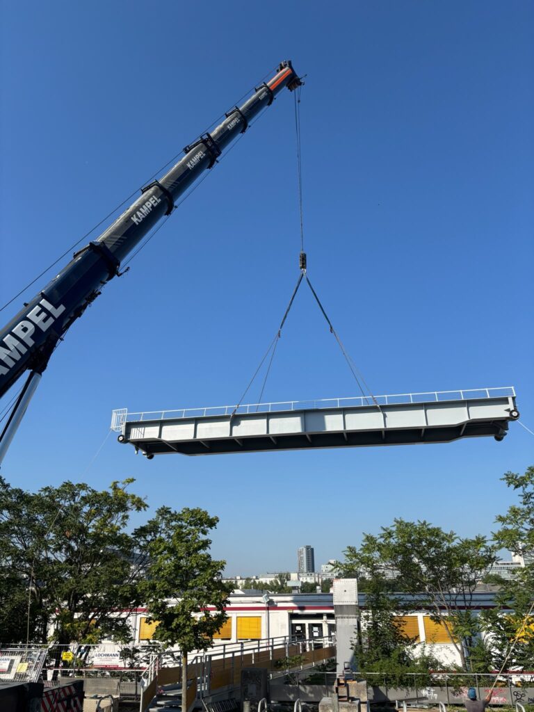 Sanierung Brücke II Donauinsel-Schulschiff